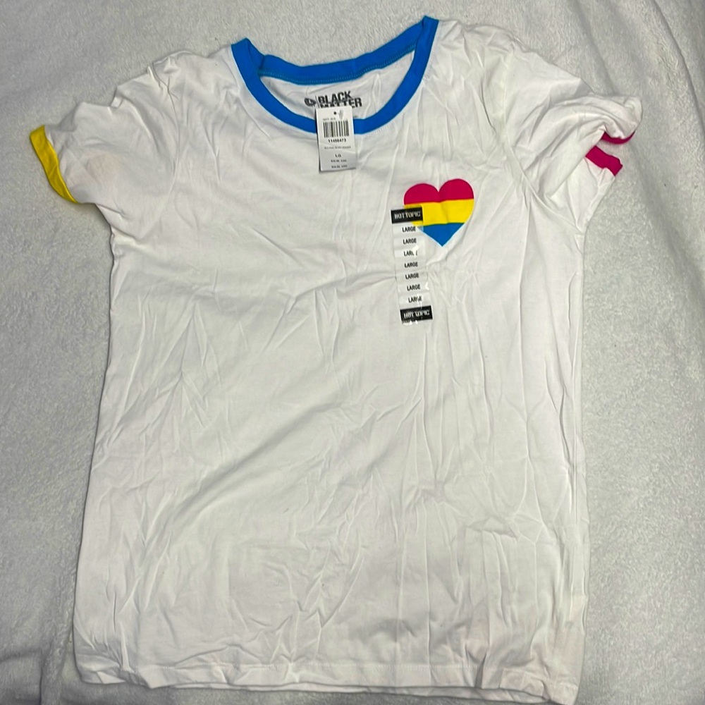 Hot topic pansexual pride T-Shirt